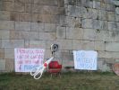 071026_Manifestaci�n_Castillo_05.JPG